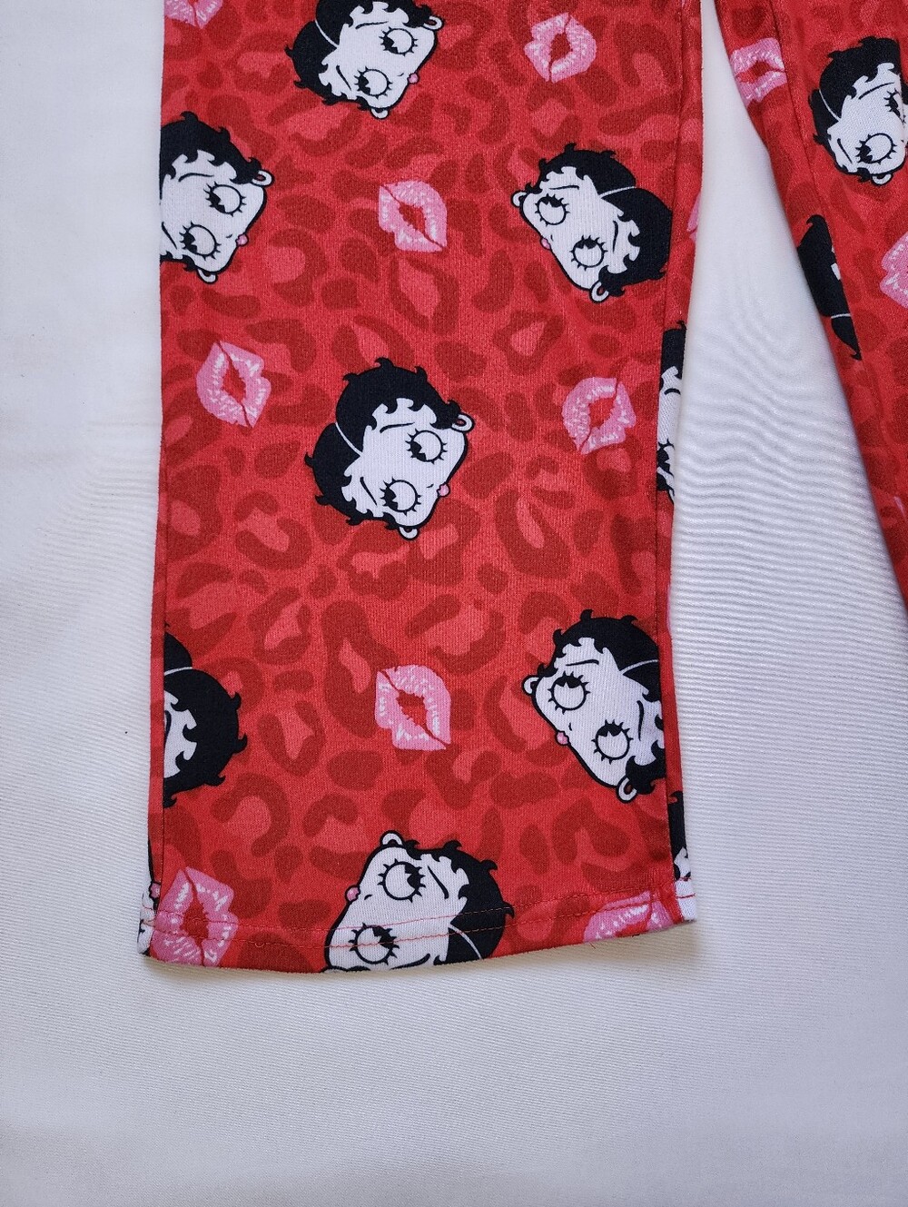 Betty Boop Pajama Pants Women's Large 12/14 Pink Lips Lounge Sleep Pants - Picture 3 of 7